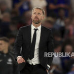 Graham Potter diangkat menjadi pelatih West Ham United.