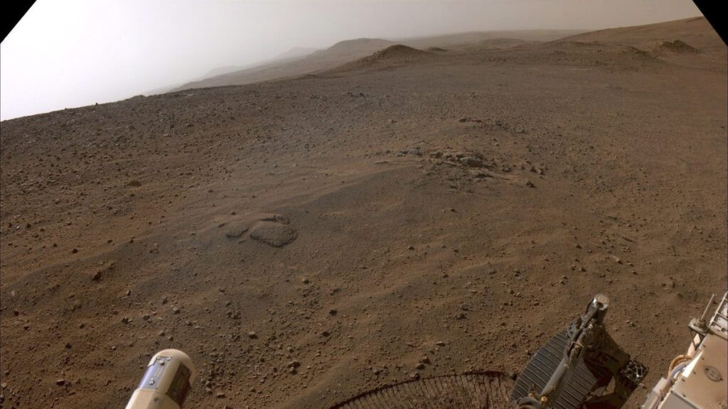 Rover NASA Sukses Lakukan Pendakian Berbahaya di Mars
