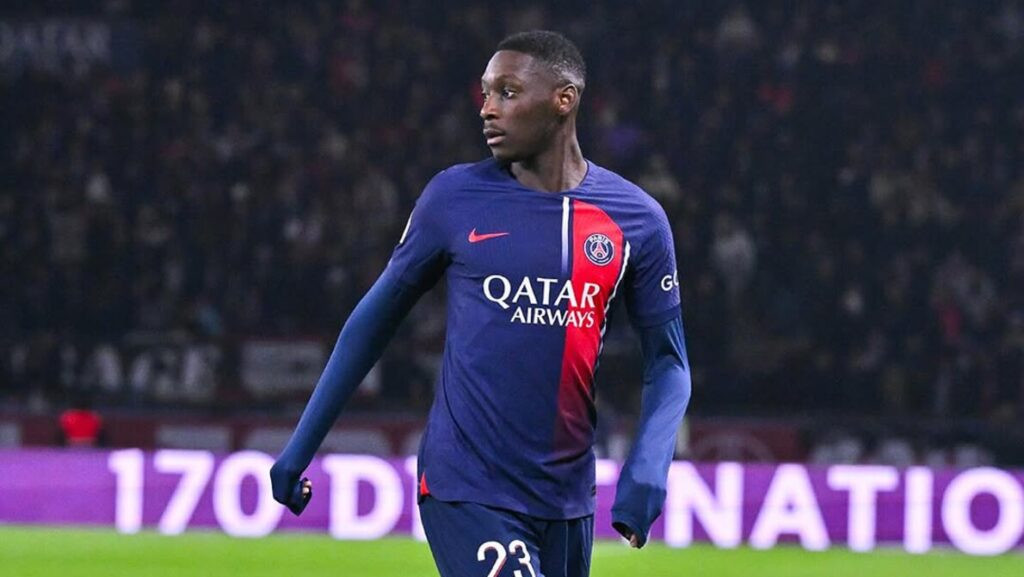 Manchester United Pertimbangkan Pinjam Striker PSG, Randal Kolo Muani