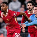 Pemain Kontroversial Liverpool Kini Menjadi Gelandang Petarung Terbaik Liga Inggris