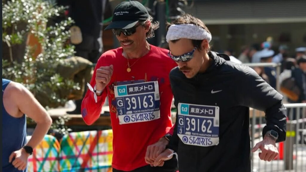 Buat Heboh di Tokyo Marathon, Harry Styles Kalahkan Catatan Waktu Ariel NOAH