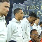 Kejadian Konyol dalam Kemenangan Aston Villa atas PSG: Laga Liga Champions tapi yang Diputar Anthem Europa League