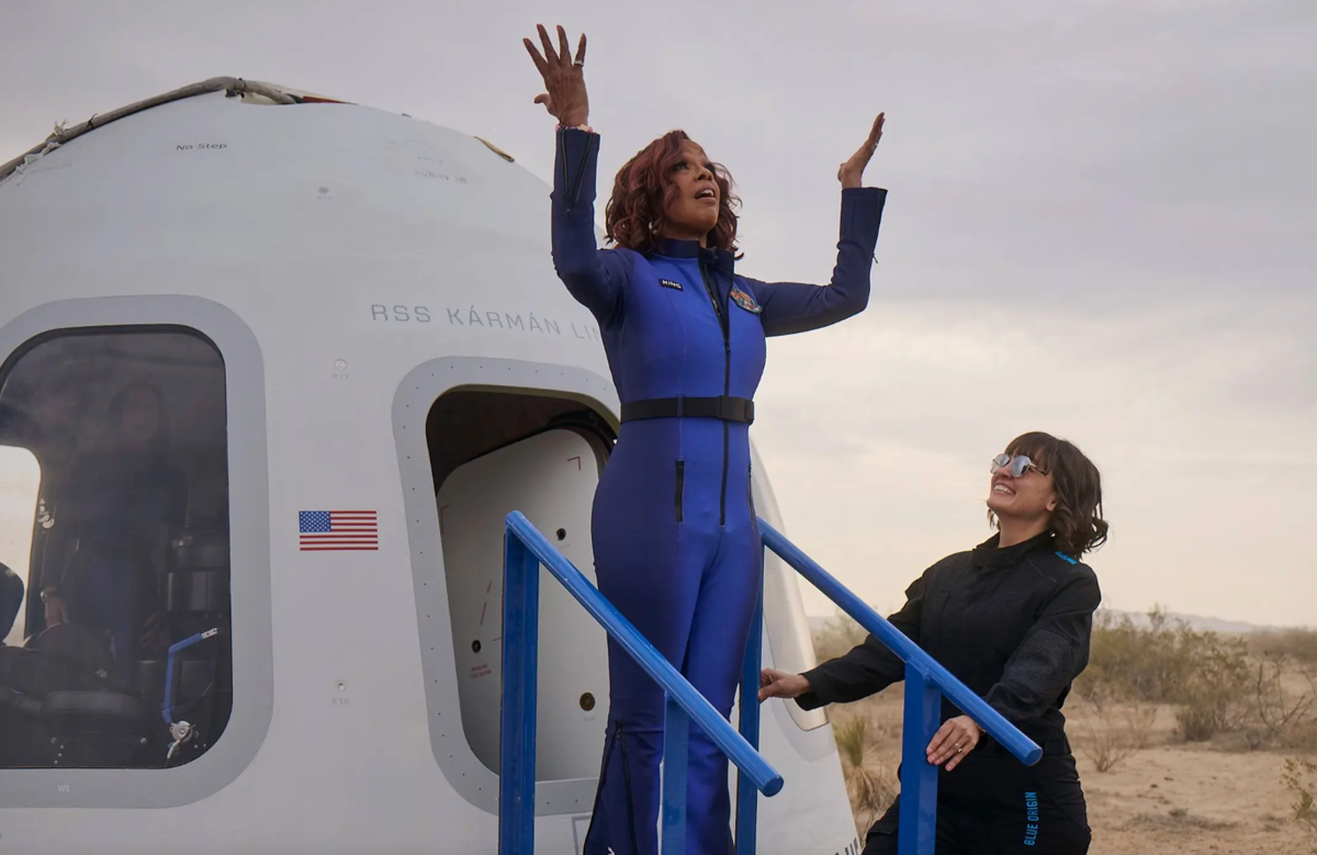 Wisata Luar Angkasa Blue Origin Bersama Katy PerryJadi Bahan Gunjingan Netizen
