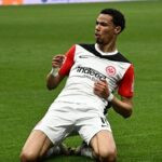 Chelsea dan Arsenal 'Bertarung' Demi Hugo Ekitike