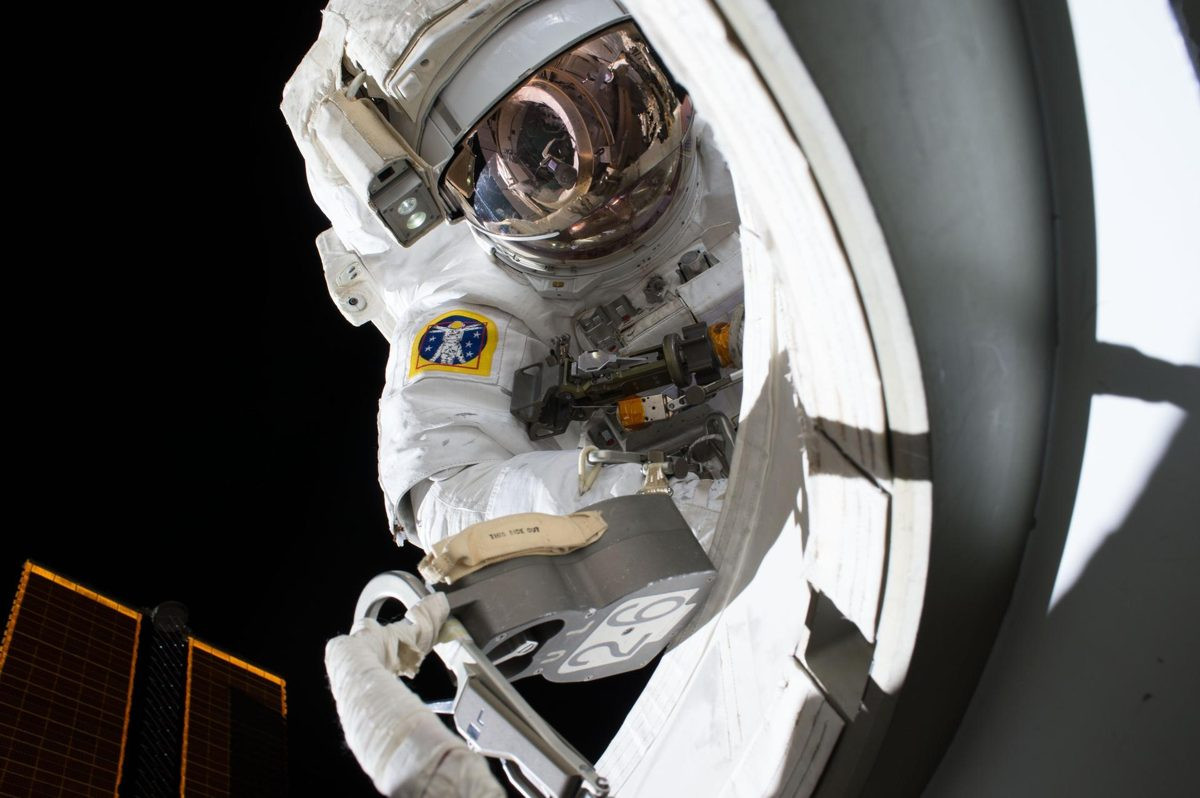 Astronot NASA Ternyata Suka Ngompol di Celana: Mereka Bahkan Berlatih!