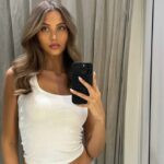 Lux Mackay, Model Ring Girl yang Timbulkan Kehebohan di Pertarungan Oleksandr Usyk vs Daniel Dubois