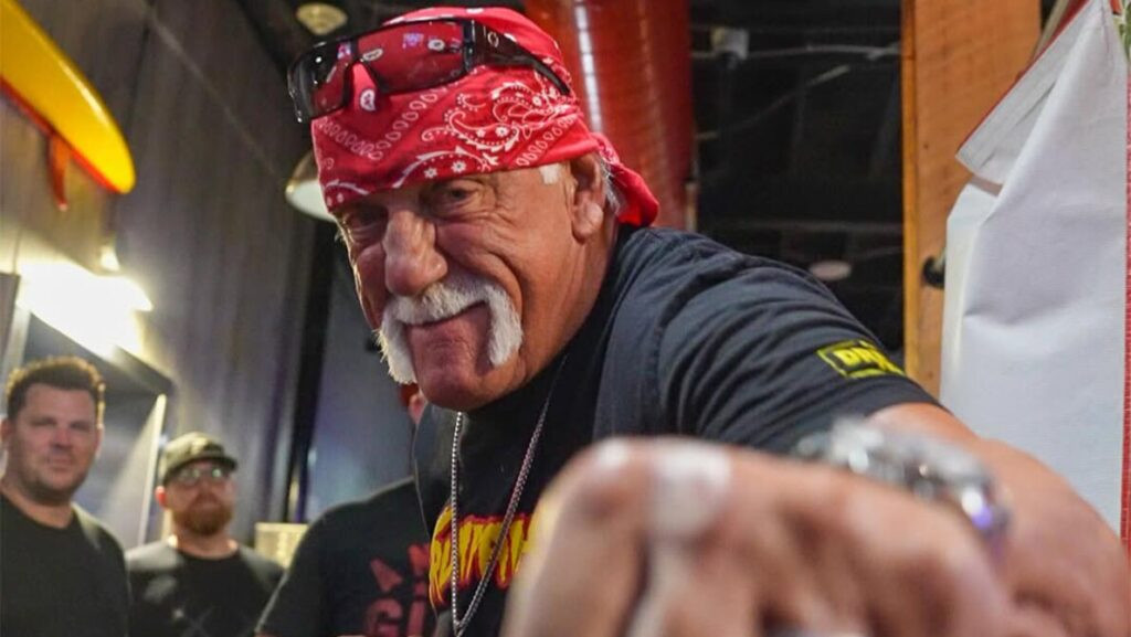 Penyebab Kematian Legenda WWE, Hulk Hogan Diumumkan
