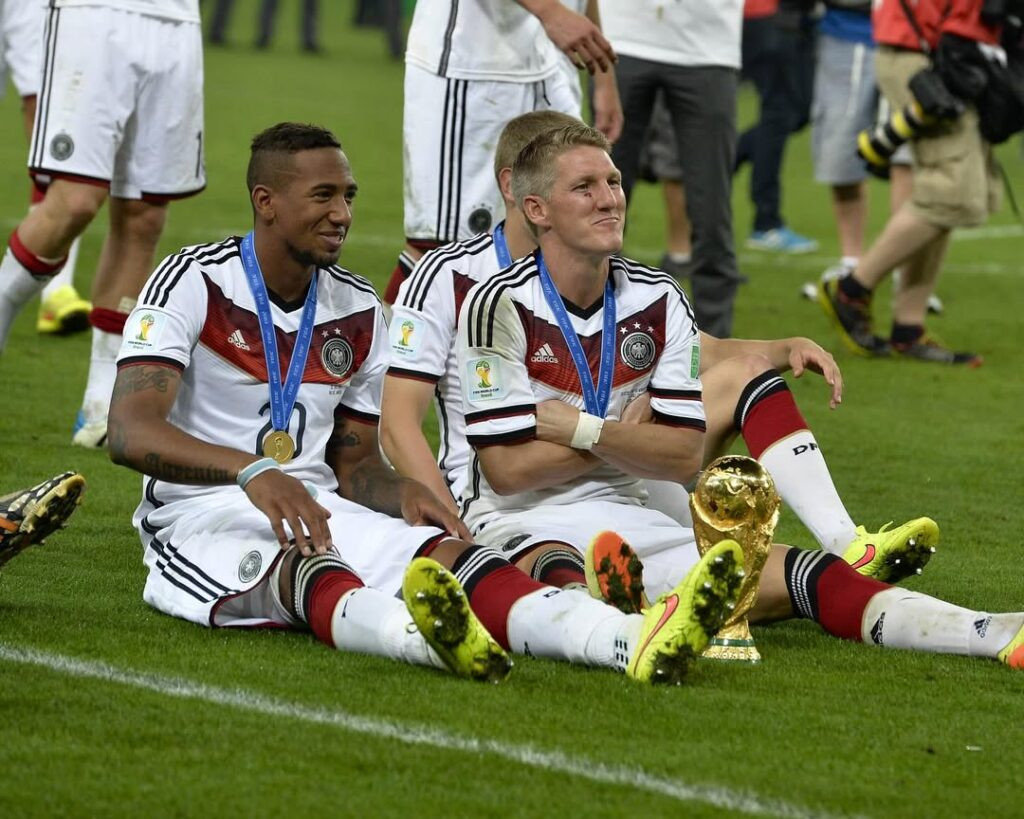 Dihujat karena Dianggap Biadab, Bek Juara Piala Dunia Tinggalkan Klub Raksasa Austria