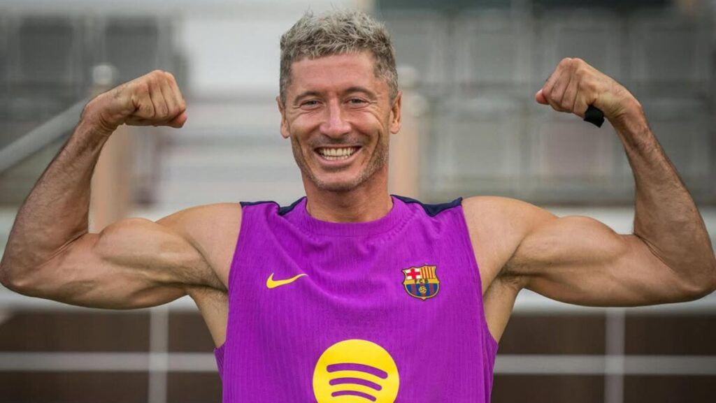 Tawaran 'Menguntungkan' Bisa Membuat Robert Lewandowski Meninggalkan Barcelona