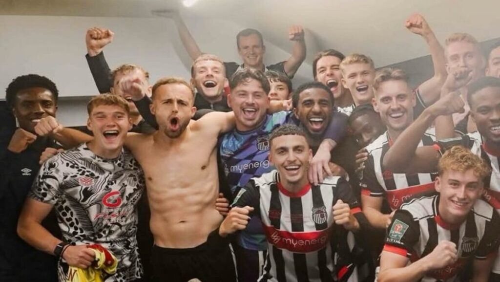Grimsby Town Didenda Setelah Singkirkan Manchester United, Kok Bisa?