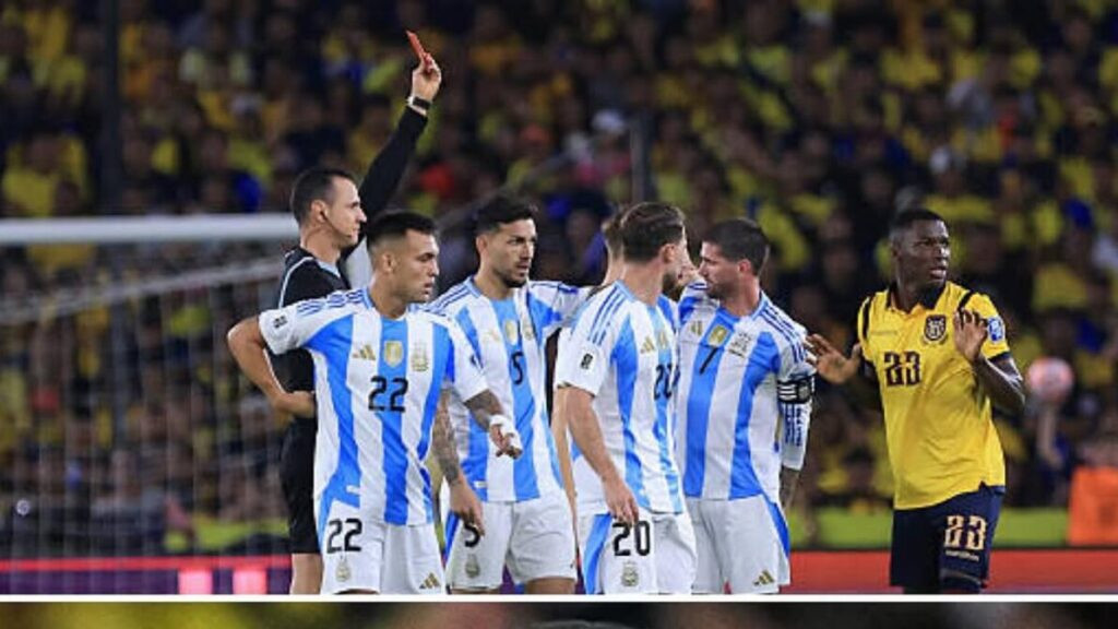 Bintang Chelsea Terkena Kartu Merah Usai Cium Ibunya saat Melawan Argentina