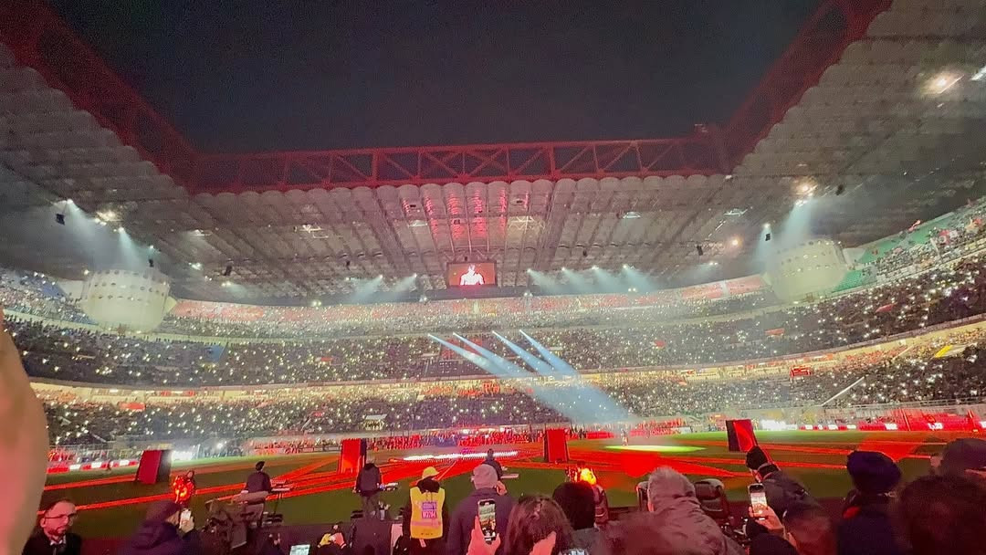 Hari Bersejarah di Milan, San Siro Menuju Era Baru 1 Hari Bersejarah di Milan, San Siro Menuju Era Baru