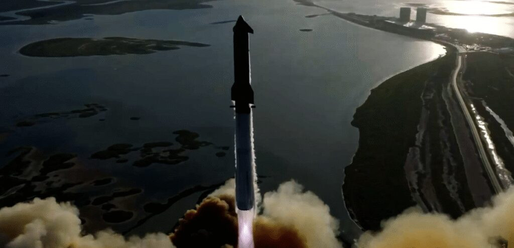 Starship Milik SpaceX Ambil Satu Langkah Kecil Menuju Bulan dengan Pendaratan Sukses di Laut