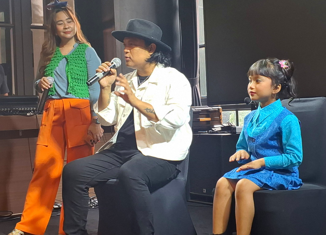 Annisa Dalimunthe Rilis "Anugerah Terindah", Posan Tobing: Misi Bangkitkan Lagu Anak 1 Chikita Meidy, Posan, Annisa Dalimunthe. (dok).