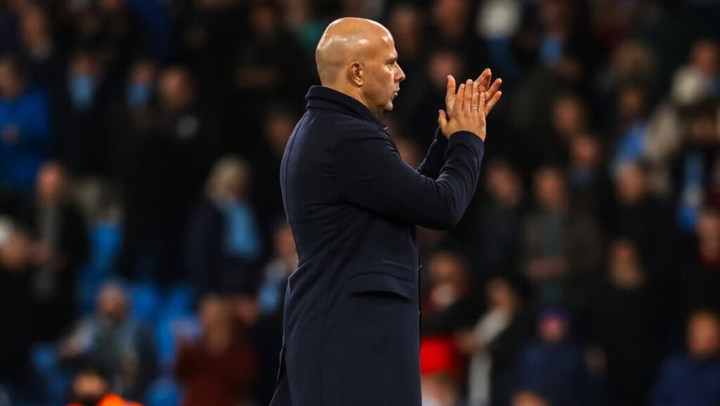 Dibantai Manchester City, Liverpool Bubar?