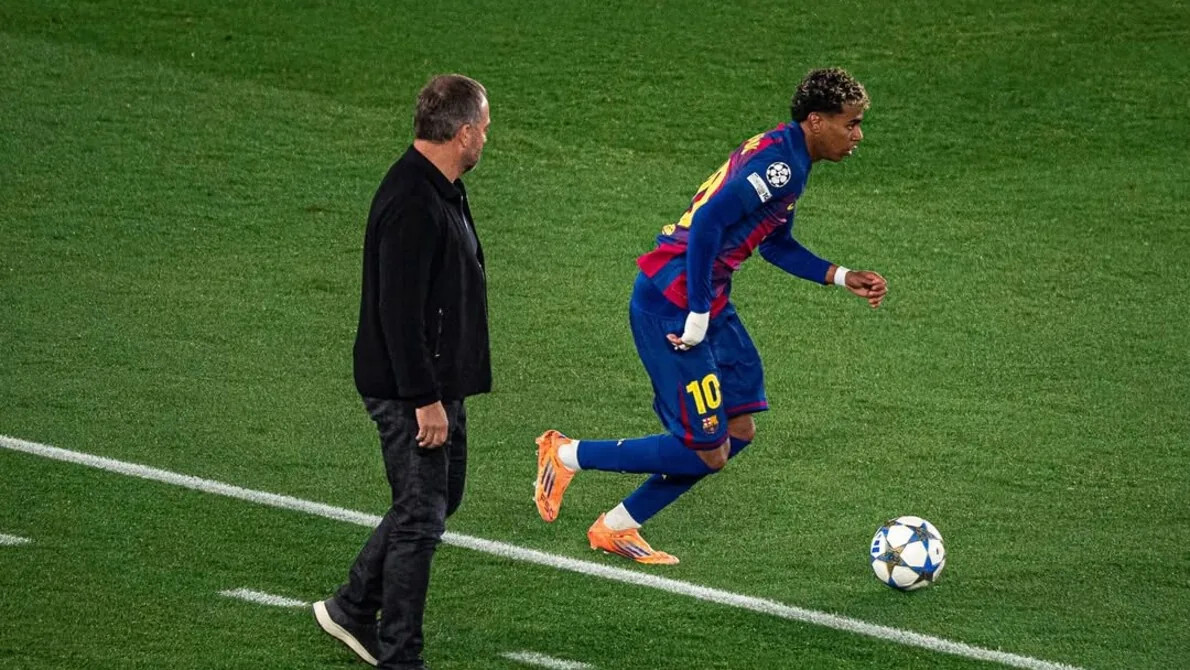 Hansi Flick Angkat Bicara soal Sikap Kecewa Lamine Yamal usai Barcelona Kalahkan Eintracht Frankfurt