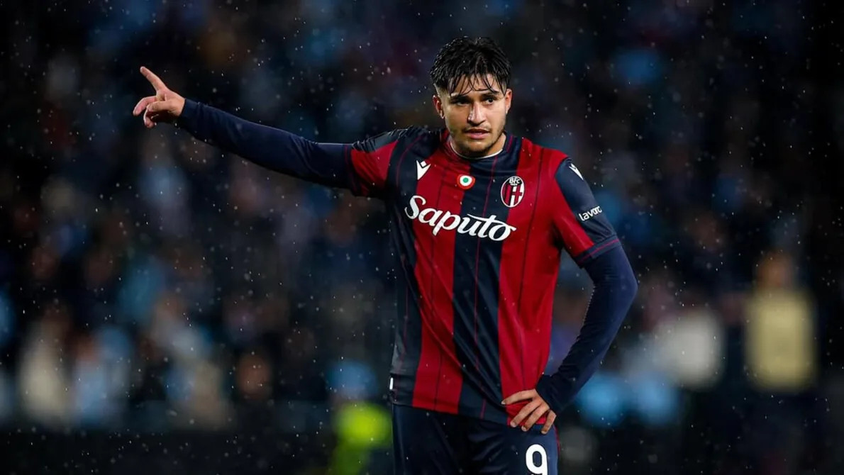Santiago Castro, Predator Bologna yang Berpeluang Gantikan Liam Delap di Chelsea