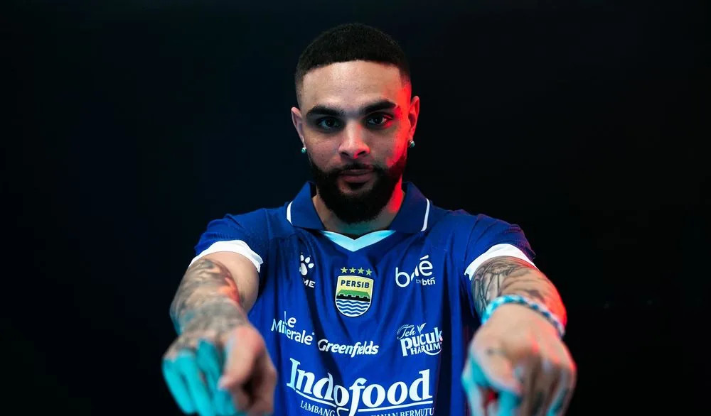 Profil Layvin Kurzawa, Pemain Baru Persib Bandung yang Pernah Jadi Rekan Setim Trio Messi-Neymar-Mbappe di PSG