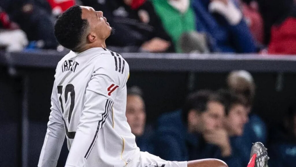 Alexander-Arnold Mendapat Lampu Hijau untuk Meninggalkan Real Madrid, Manchester United Siap Tampung