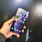 Fakta dan Alasan HP Compact Flagship Makin Naik Daun di Indonesia