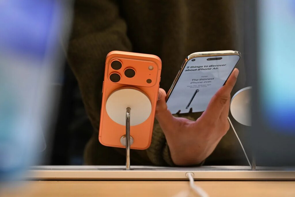 Ganti iPhone Baru Tiap Tahun Makin Mudah! Erafone dan XL Smart Rilis Program Signature Upgrade