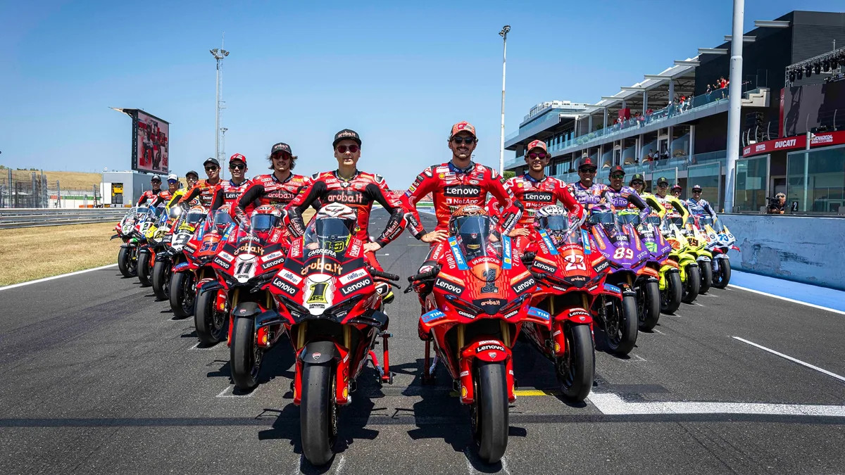 Tiket World Ducati Week 2026 Sudah Dibuka untuk Rayakan 100 Tahun Ducati di Misano, Race of Champions Bakal Heboh!