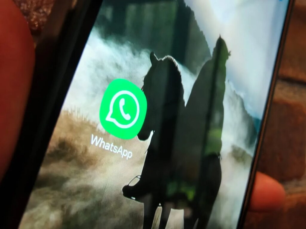 Rusia Blokir WhatsApp, Pengguna Beralih ke Aplikasi Negara “Max”