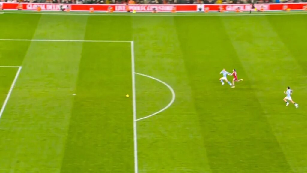Alasan VAR Membatalkan Gol Manchester City