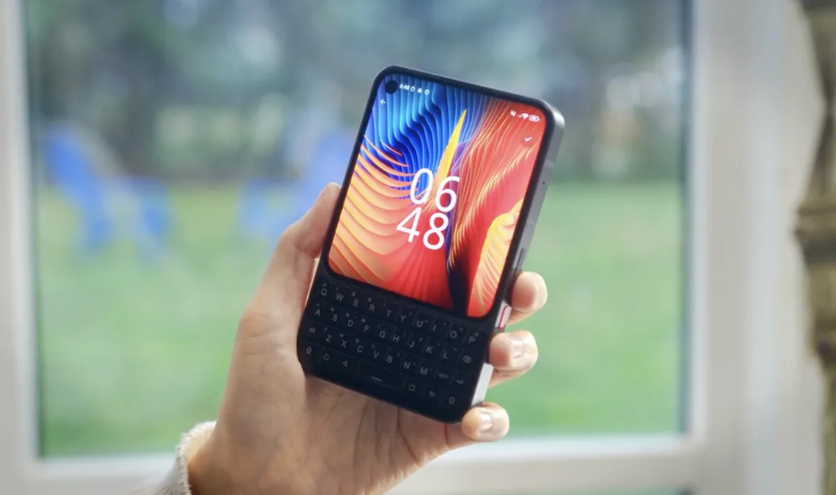 Android Rasa BlackBerry! Titan 2 Elite Meluncur dengan Android 16 dan Keyboard QWERTY 1 Android Rasa BlackBerry! Titan 2 Elite Meluncur dengan Android 16 dan Keyboard QWERTY