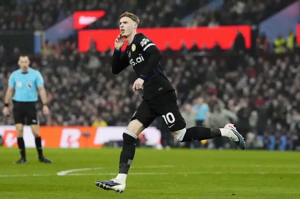 Cole Palmer Membuktikan Kemampuannya Sebagai Maestro Lini Tengah Chelsea saat Menghancurkan Aston Villa