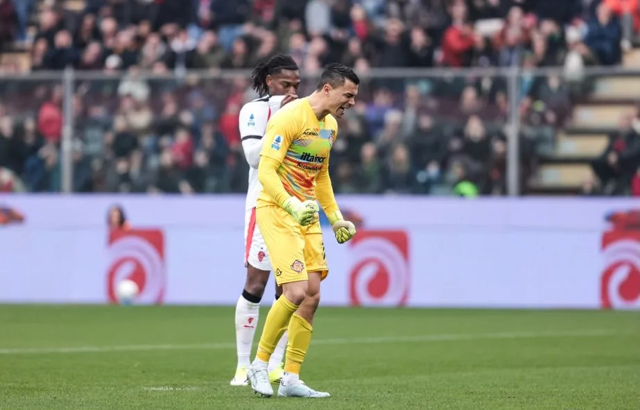 Cari Pengganti Kiper Utama, Juventus Incar Emil Audero