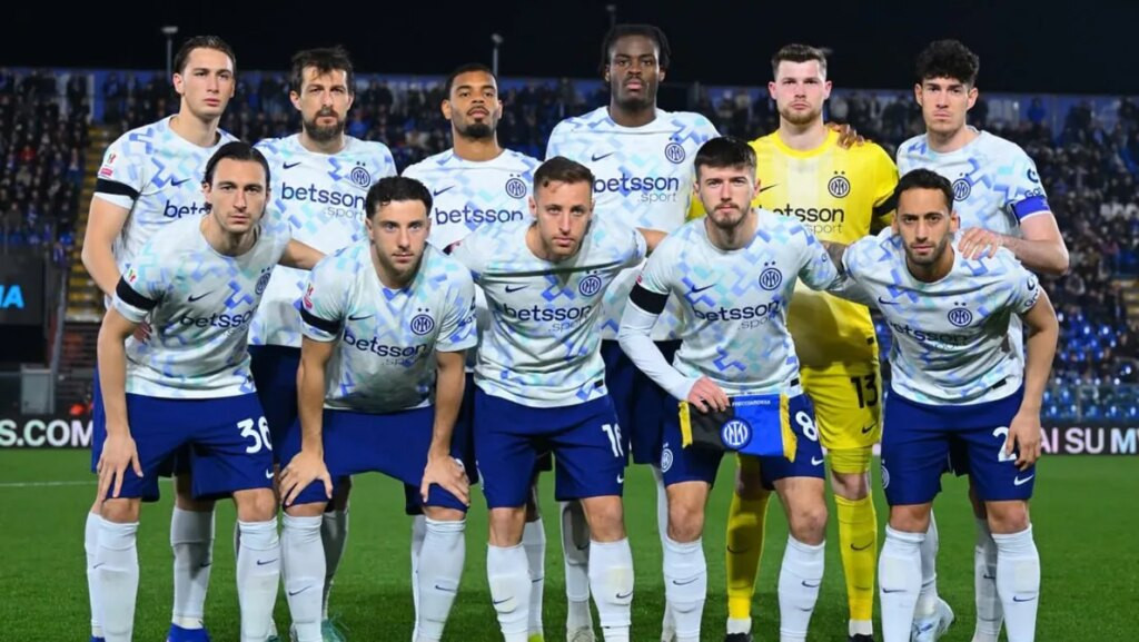 Eksperimen "Darurat" Chivu: Alasan Inter Milan Tampil Loyo dan Berubah Wujud di Markas Como