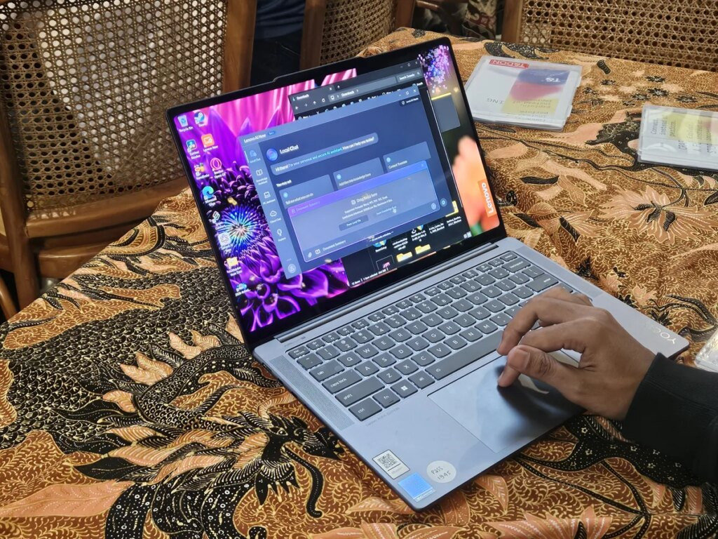 Lenovo Aura Edition Resmi Hadir, Laptop AI yang Bikin Kerja Lebih Efisien