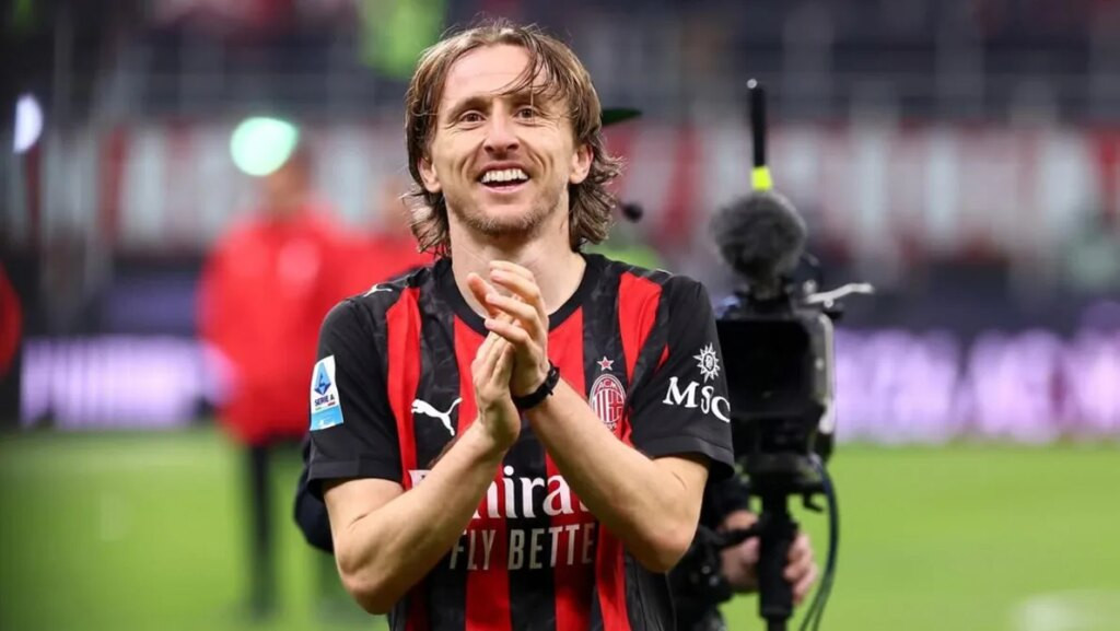 Luka Modric, Si Tua-Tua Keladi di AC Milan