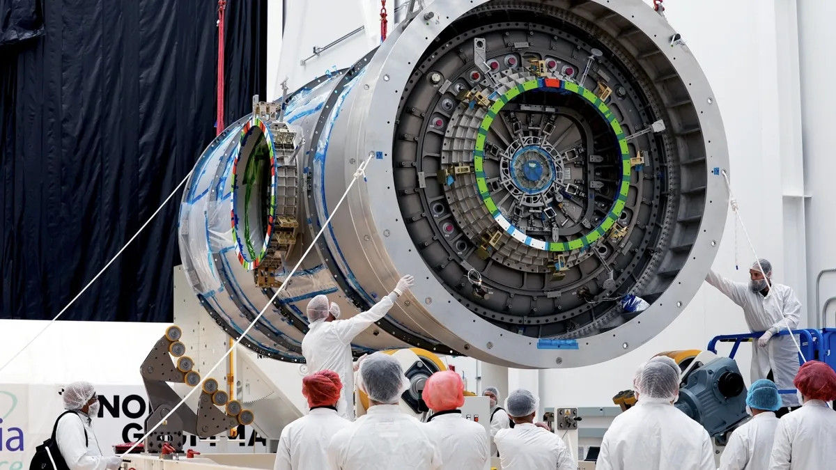 NASA Tinggalkan Proyek Besar Stasiun Luar Angkasa di Orbit Bulan Demi Peluang Ungguli China 1 NASA Tinggalkan Proyek Besar Stasiun Luar Angkasa di Orbit Bulan Demi Peluang Ungguli China