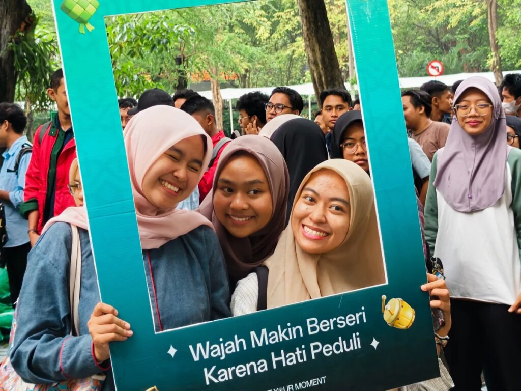 OPPO Gelar Aksi Ramadan, 60.000 Makanan Berbuka Dibagikan ke Masyarakat