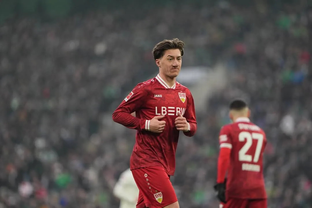 Real Madrid Bersaing dengan Manchester United dan Liverpool untuk Mendapatkan Angelo Stiller 1 Real Madrid Bersaing dengan Manchester United dan Liverpool untuk Mendapatkan Angelo Stiller