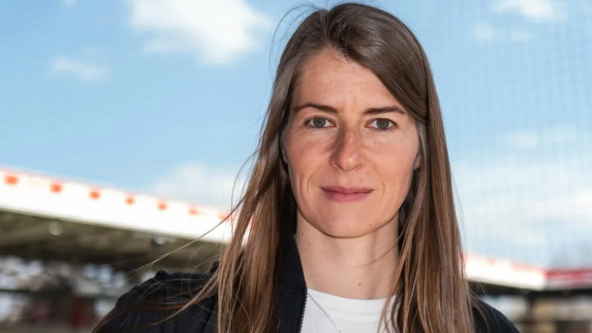 Sejarah Tercipta! Union Berlin Tunjuk Marie-Louise Eta Jadi Pelatih Kepala Wanita Pertama di Bundesliga 1 Sejarah Tercipta! Union Berlin Tunjuk Marie-Louise Eta Jadi Pelatih Kepala Wanita Pertama di Bundesliga