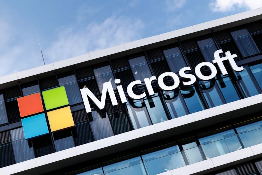 Lebih Canggih dari Cloud! Microsoft Uji Coba Integrasi Agen AI Lokal "Claw" untuk Efisiensi Kerja