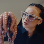 Apple Siapkan 4 Desain Smart Glasses Premium