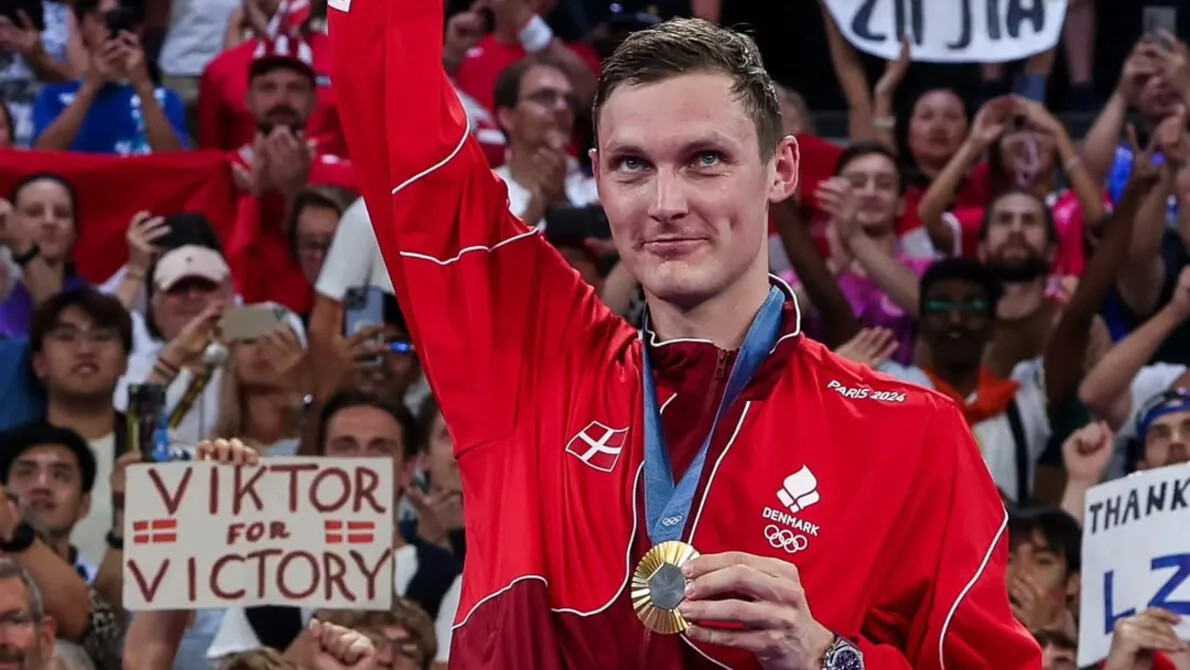 Akhir Era Sang Raja: Viktor Axelsen Resmi Gantung Raket di Usia 32 Tahun 1 Akhir Era Sang Raja: Viktor Axelsen Resmi Gantung Raket di Usia 32 Tahun