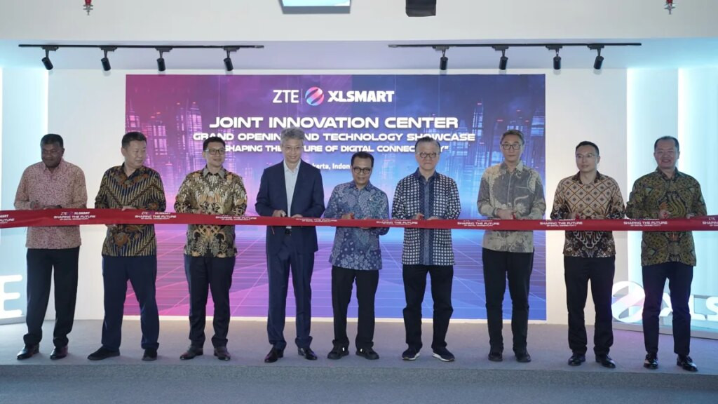 ZTE dan XLSMART Resmikan Innovation Center di Jakarta