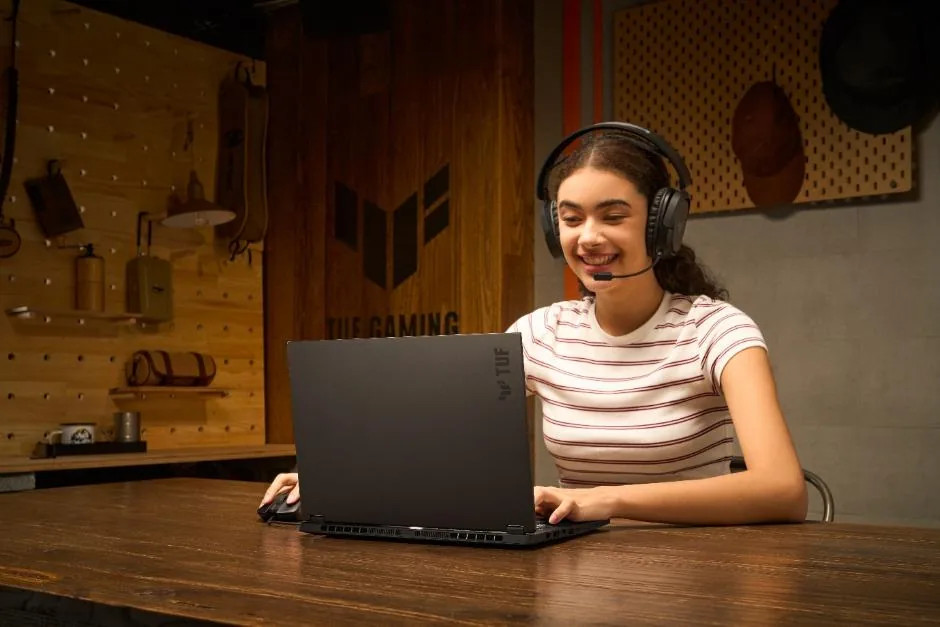 ASUS ROG Hadirkan Laptop Gaming AI Terbaru 2026, dari Zephyrus Duo hingga Strix SCAR 18