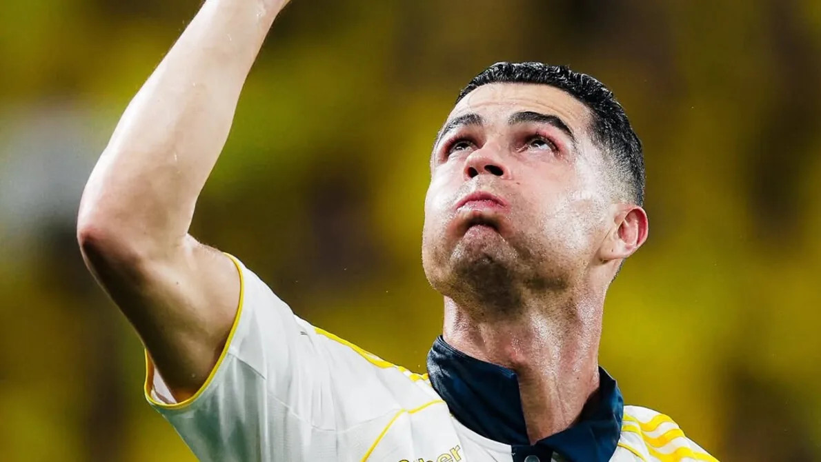 Tangis Haru Cristiano Ronaldo di Usia 41 Tahun: Al Nassr Juara, Akhiri Puasa Gelar