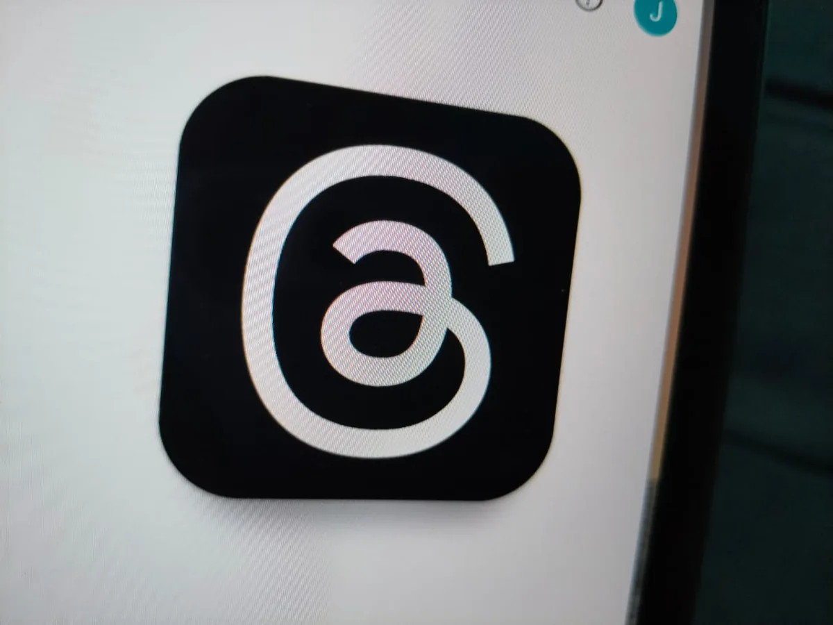 Threads Web Resmi Rilis Fitur DM: Kirim Pesan Kini Lebih Mudah Lewat Desktop!