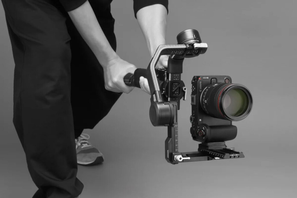 Canon EOS R6 V Siap Gebrak Pasar, Kamera Full-Frame untuk Konten Horizontal dan Vertikal