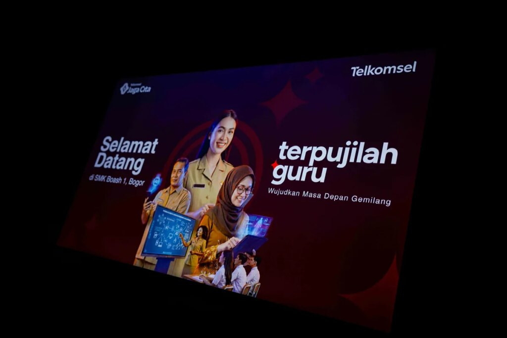 Terpujilah GURU Telkomsel Dorong Guru Indonesia Melek AI dan Konten Digital