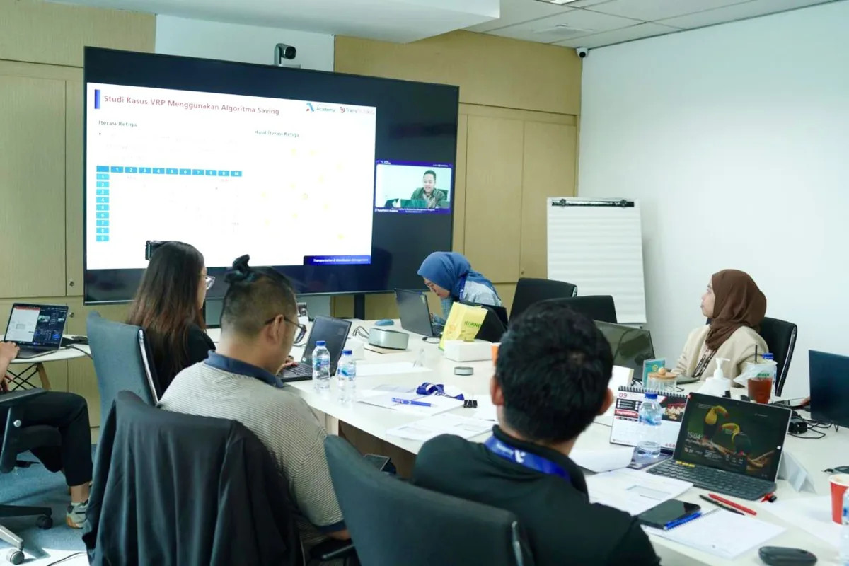 Pangkas Biaya Operasional 30%, TransTRACK Dorong Digitalisasi ESG di Sektor Transportasi