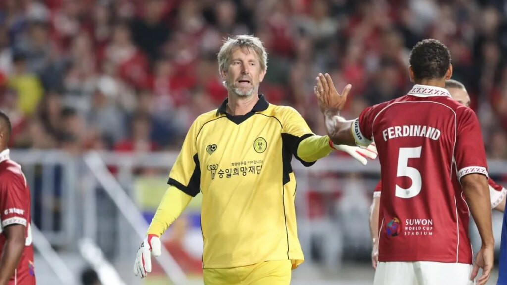 Eks Kiper Manchester United, Edwin van der Sar Berharap Timnas Indonesia Tampil di Piala Dunia