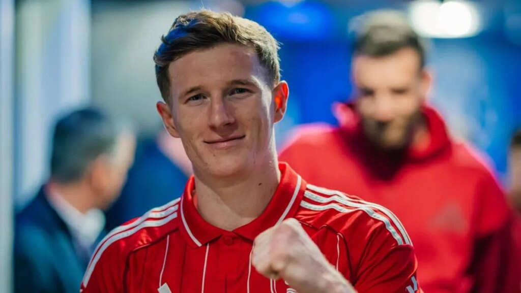 Tikung Manchester United, Man City Siap Sabet Gelandang Nottingham Forest Elliot Anderson